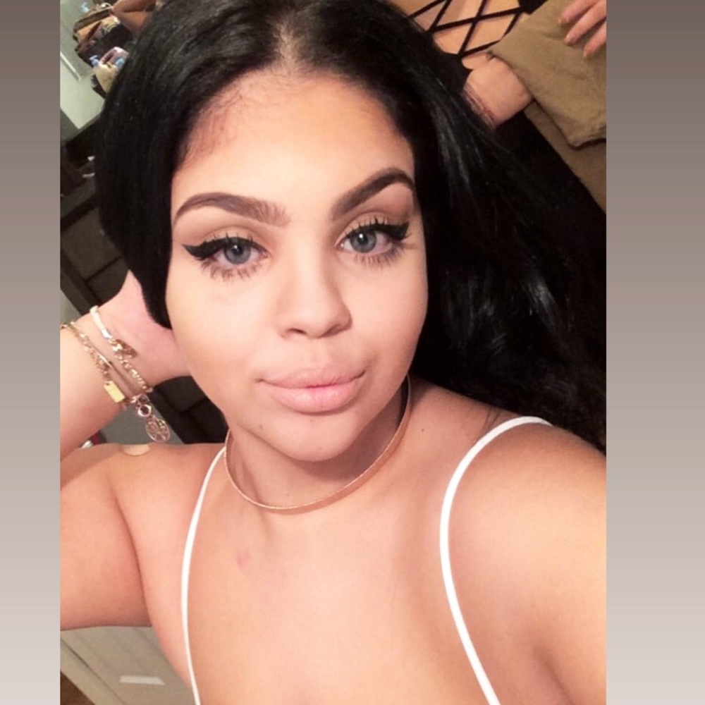 Meet your Posher, Tiffany